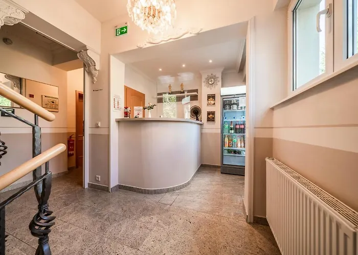 Am Waldschloesschen 3*