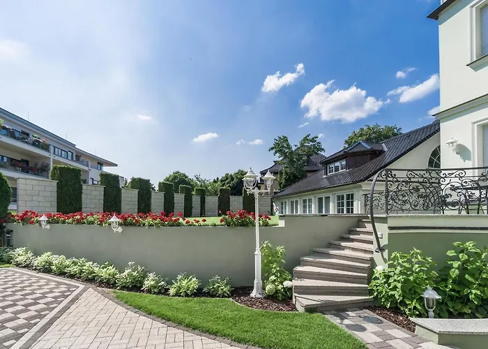 Am Waldschloesschen Guest house