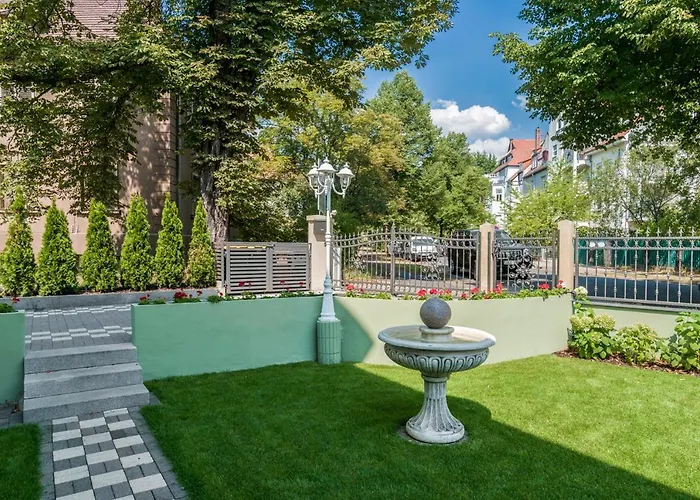 Am Waldschloesschen 3*