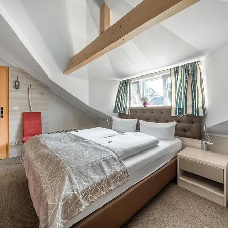 Am Waldschloesschen 3* Dresden