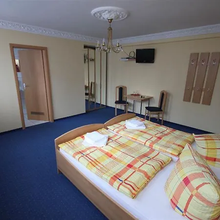 Am Waldschloesschen Casa de hóspedes 3*