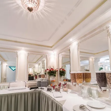 Am Waldschloesschen 3*